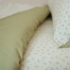 Little Dutch Dekbedovertrekken^Eenpersoons dekbedovertrek - Groen - Essentials - Blueberry Leaves