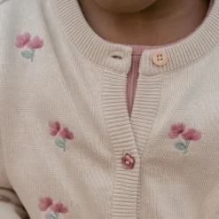 Little Dutch Meisjes Kleding|Kinderkleding^Gebreid vest - Zand - Fairy Garden