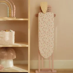 Little Dutch Poppen|Rollenspel^Houten Strijkplank met Strijkijzer – Roze – Essentials