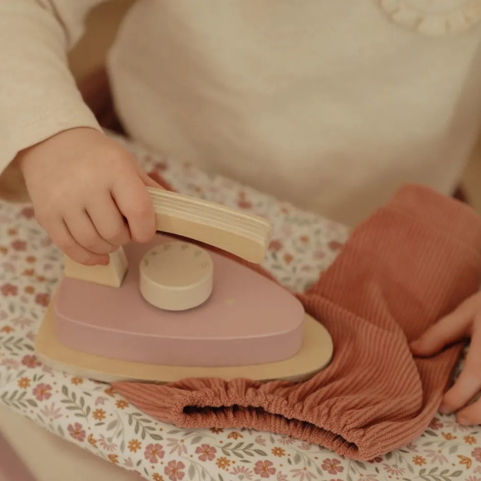 Little Dutch Poppen|Rollenspel^Houten Strijkplank met Strijkijzer – Roze – Essentials