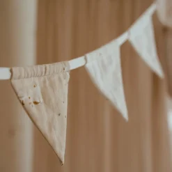 Little Dutch Decoratie^Slinger met vlaggetjes - Beige - Newborn Naturals - Little Goose
