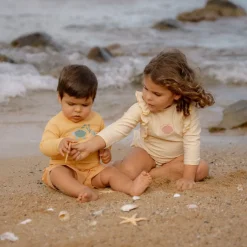 Little Dutch Zwemkleding|Meisjes Kleding^Zwemshirt lange mouw - Geel - Ocean Treasures